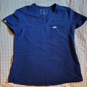 Figs Catarina one pocket scrub top navy blue